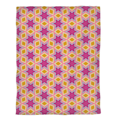 Close-up of the Minimalist Lines Duvet Cover fabric design